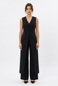 Combinaison noire femme à col V et effet gilet boutonné