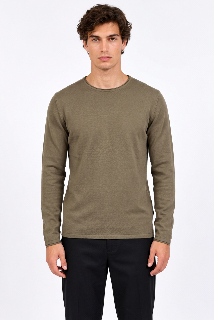 Pull homme uni à col rond et manches longues