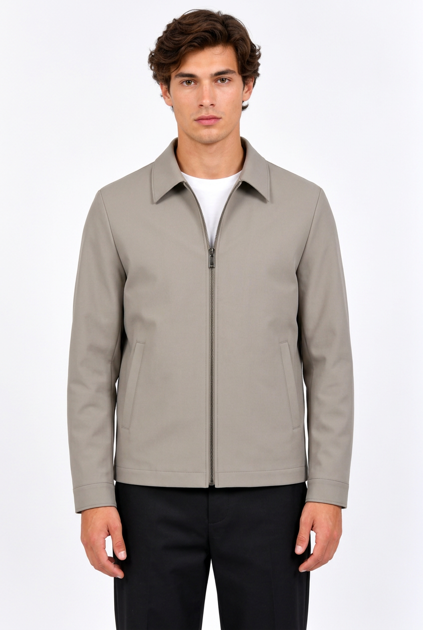 Jeff avec la veste beige