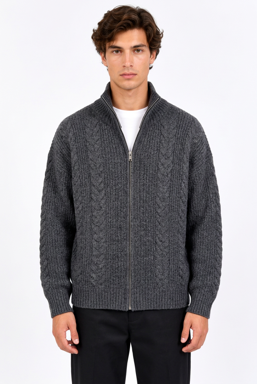 Jeff avec le cardigan gris foncé
