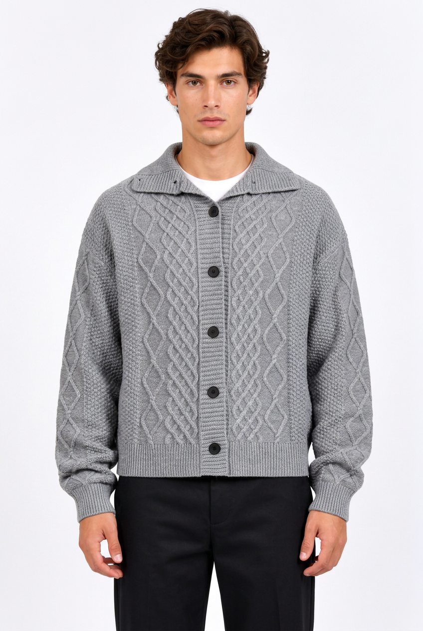 Jeff avec le gilet torsadé gris
