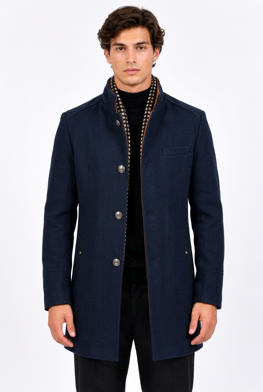 Jeff avec le manteau bleu marine