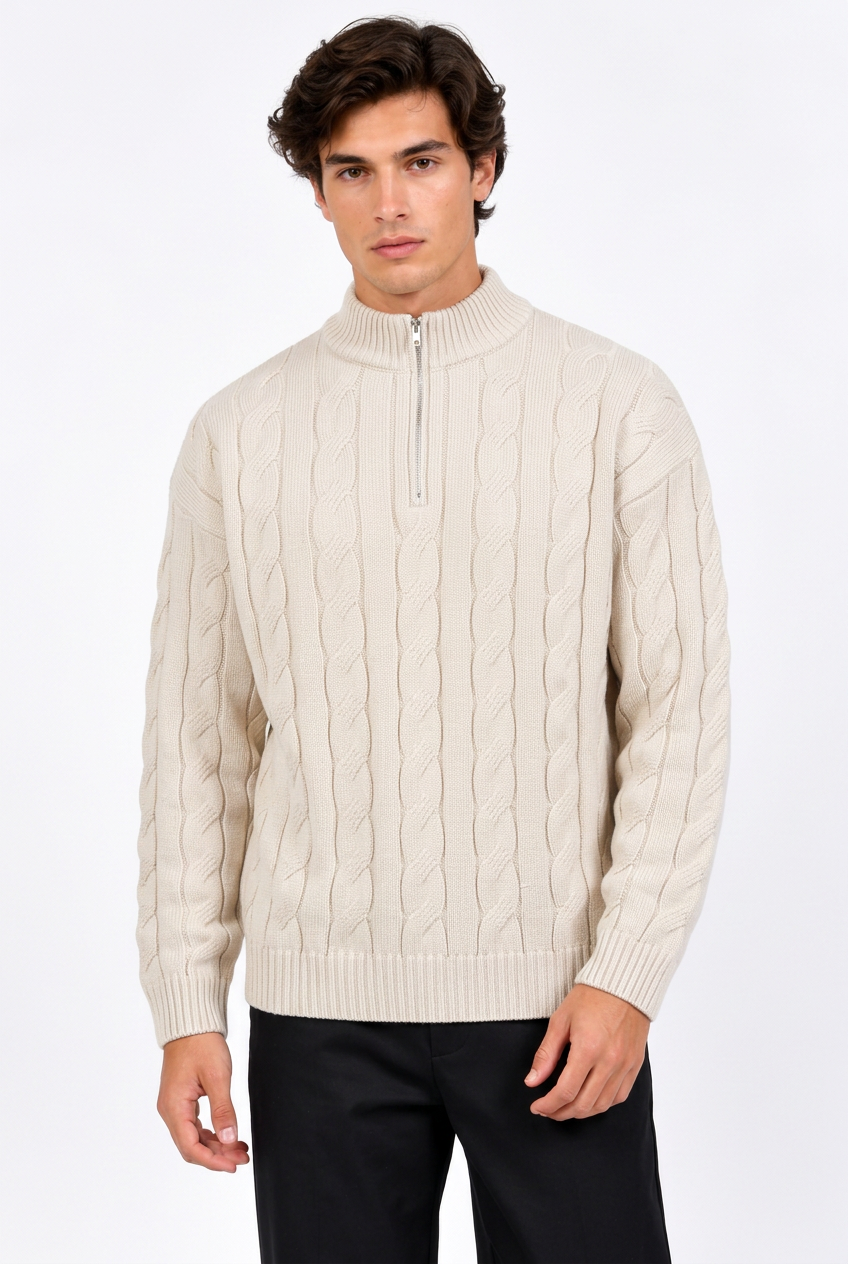 Jeff avec le pull beige écru