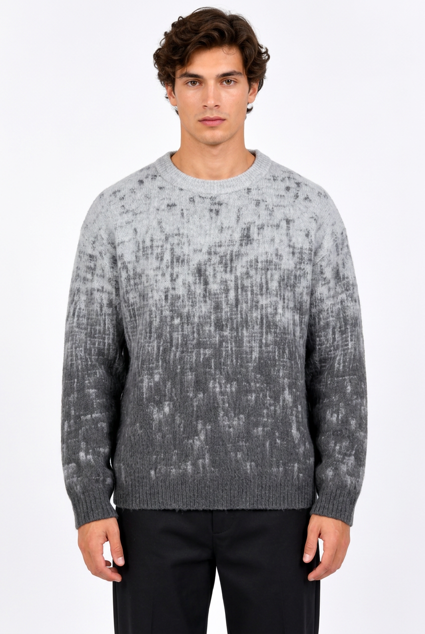 Jeff avec le pull gris