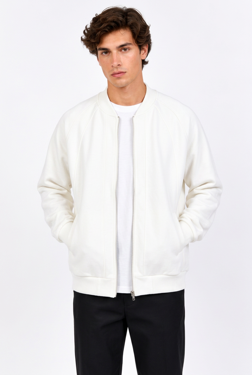 Jeff avec le sweat blanc