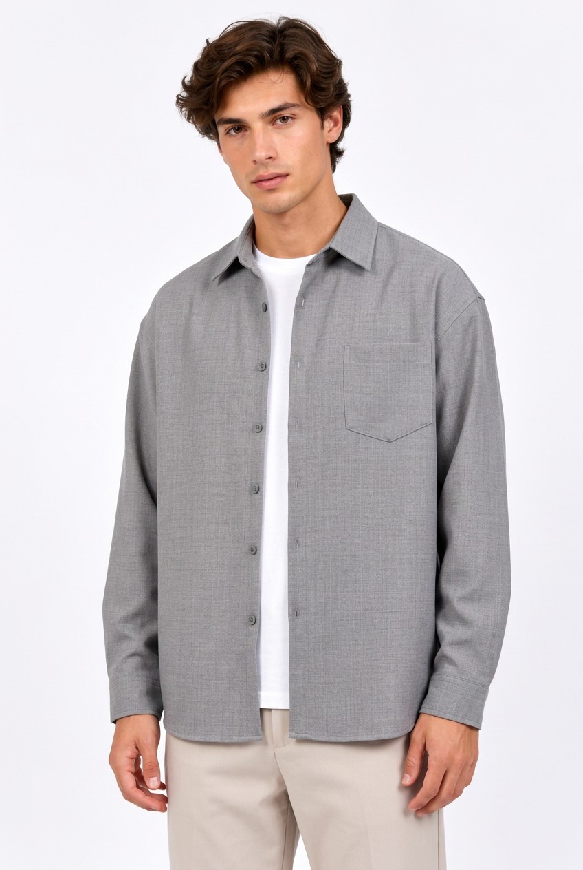 Jeff en gris sur un T-shirt blanc