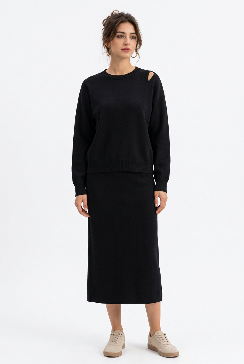Stéphanie avec l’ensemble noir