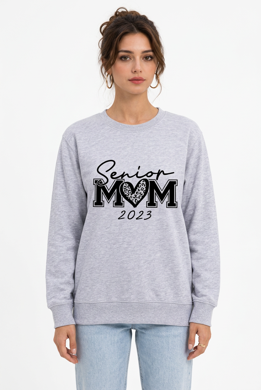 Stéphanie avec le sweat gris