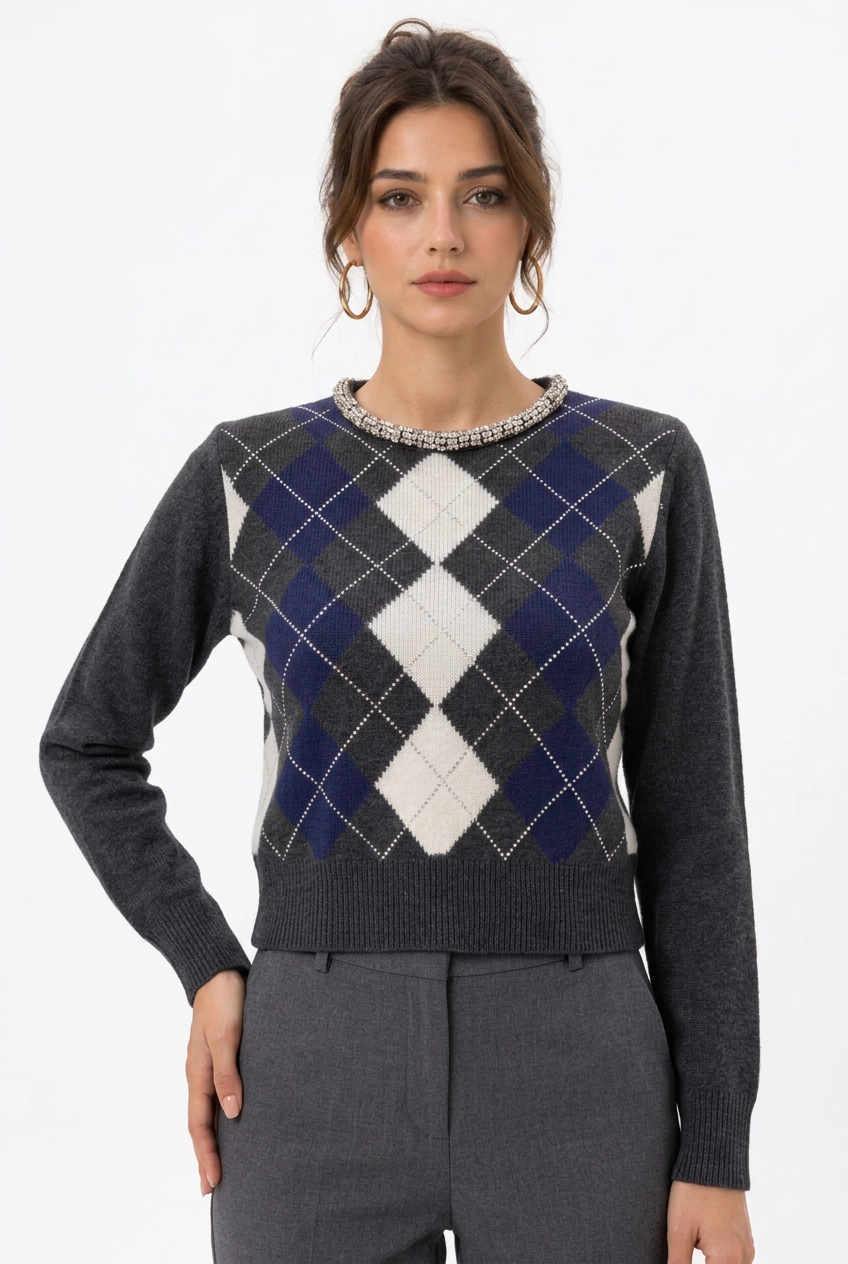 Stéphanie en vue rapprochée du pull